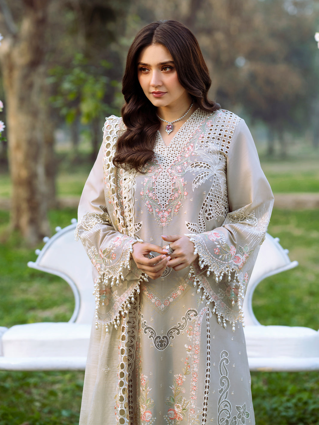 104 - B | BIN ILYAS LUXURY 3-PC LAWN Binilyas