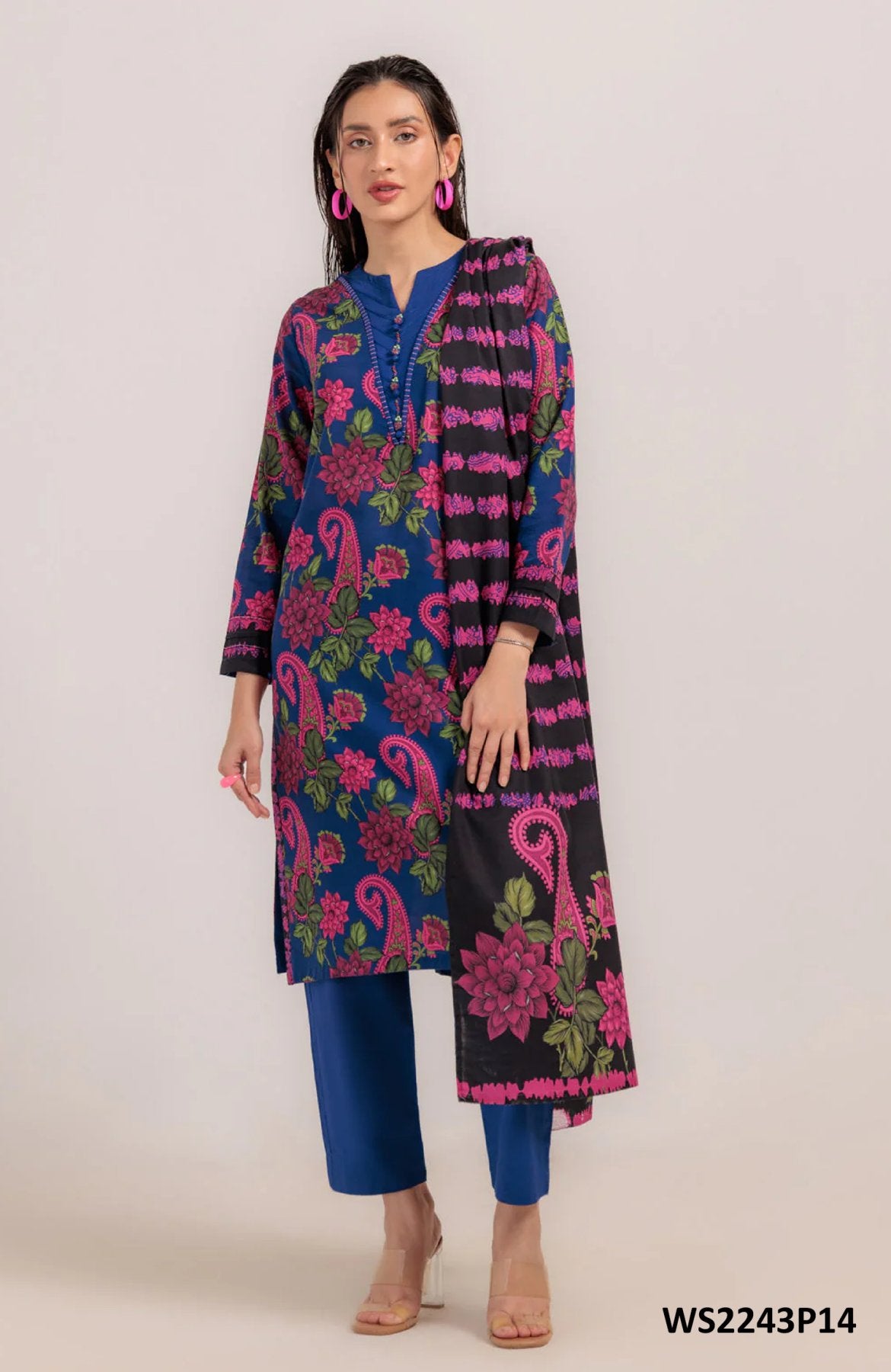 BONANZA SATRANGI DIGITAL PRINTRD LAWN (Set -Pack Of 10 Suits )