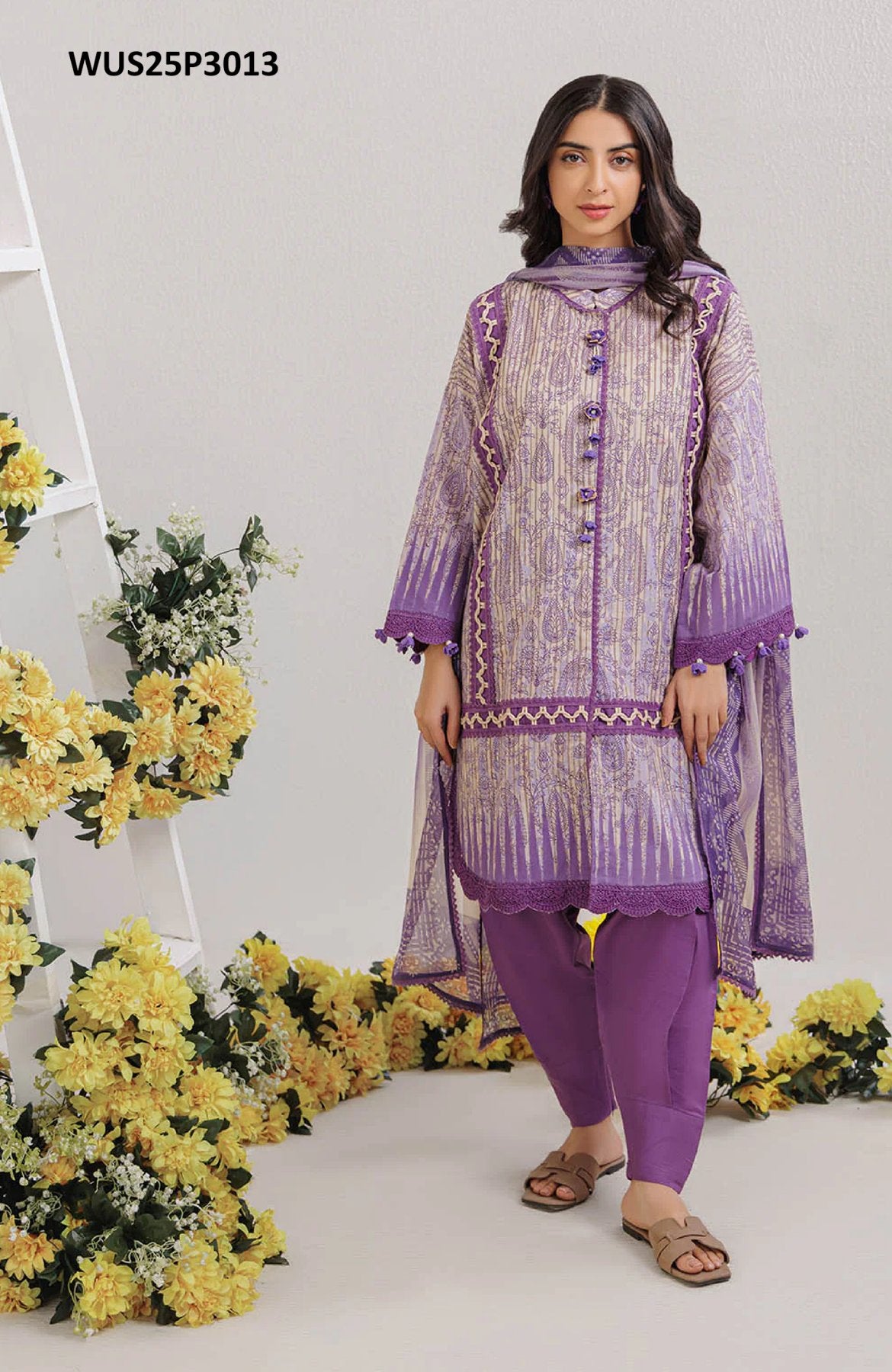 BONANZA SATRANGI DIGITAL PRINTRD LAWN (Set -Pack Of 10 Suits )