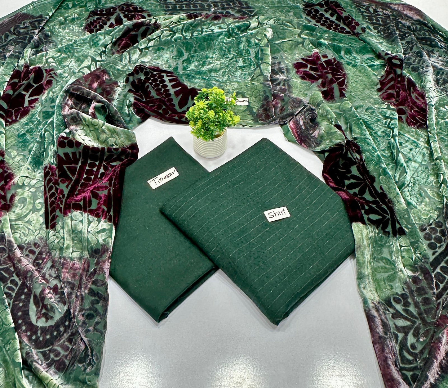 Valvet Strips Chamki With 3D Palachi Shawl (8 Suits)