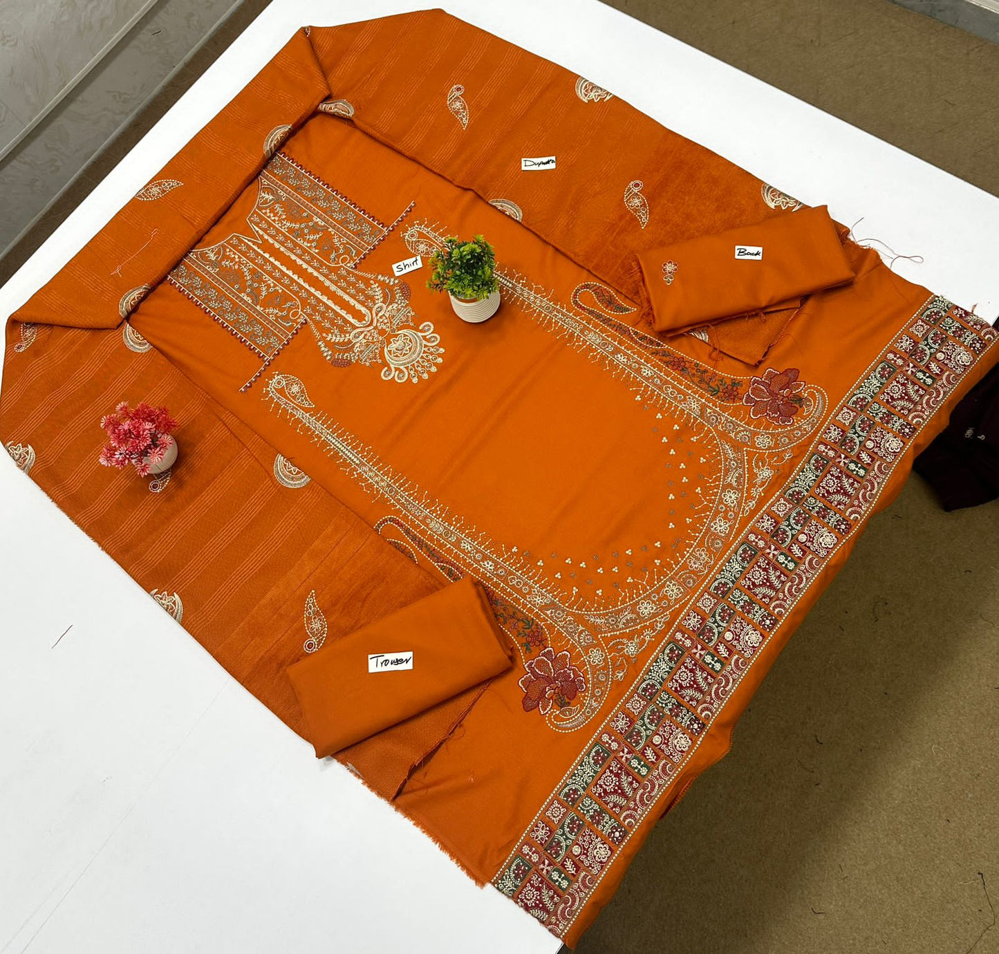 Meraki Fashion Vol 452 Sindhi Shawl (8 Suits)