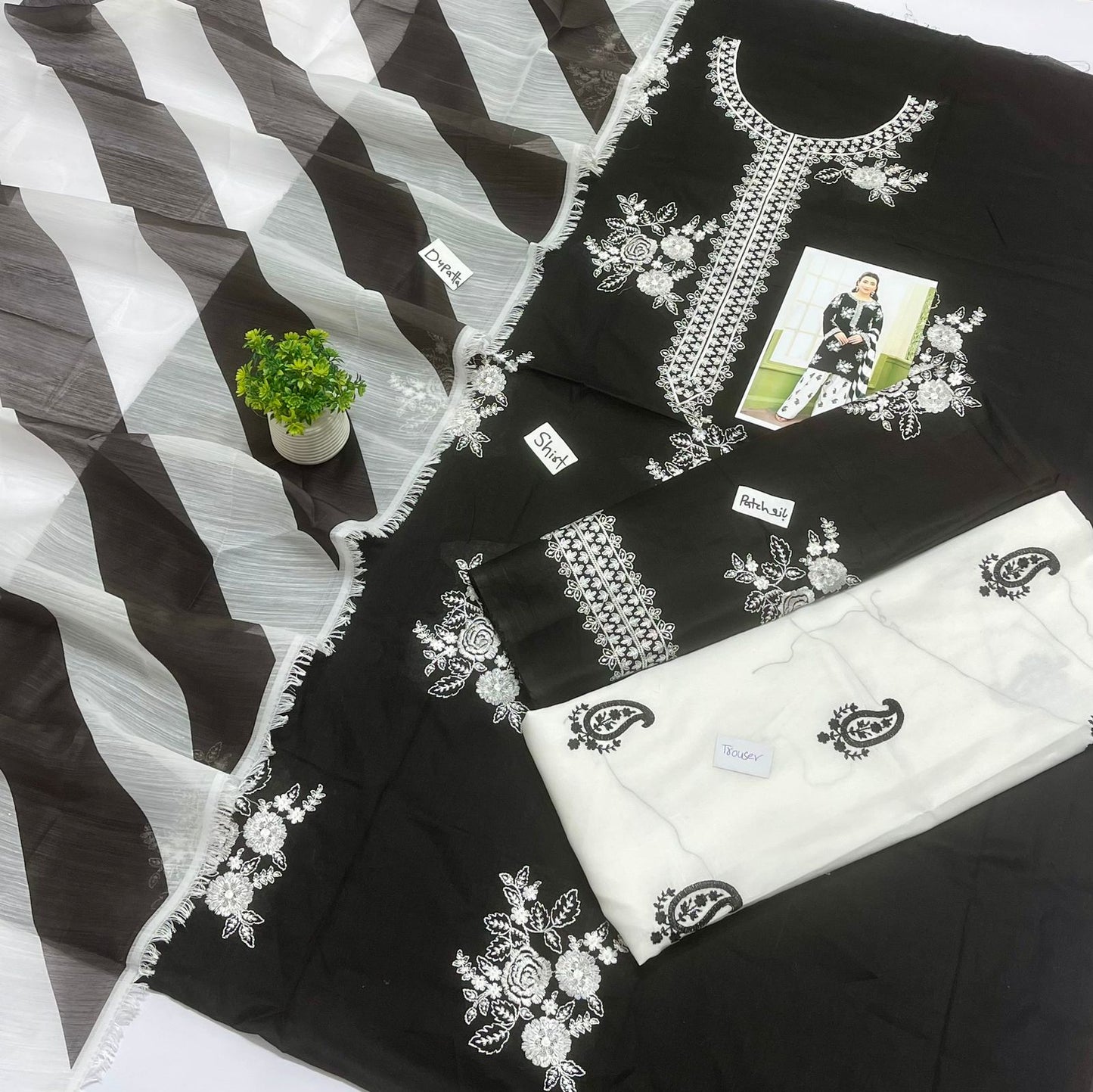 Hit Code 3 Pc Lawn (9 Suits)