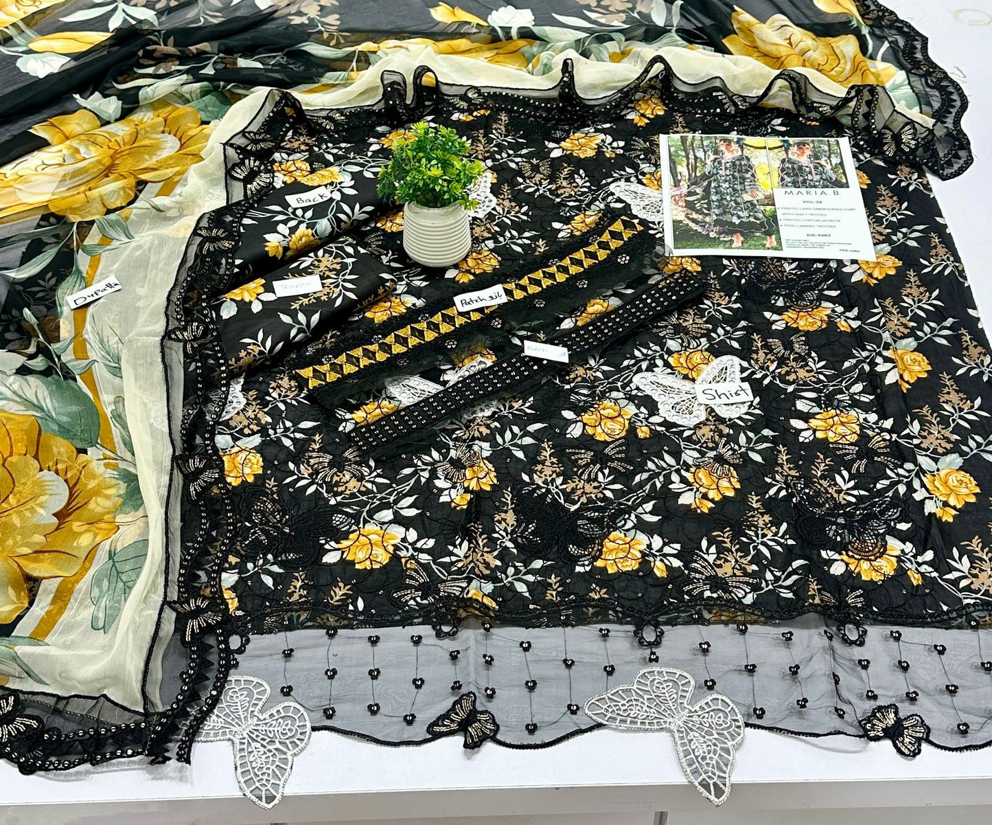 Maria B Butterfly Hit Code 3 Pc Lawn (1 Suit)