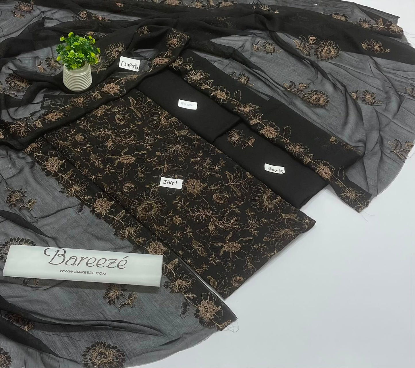 Original Brand Bareeza Chawla Karandi 3 Pc (6 Suits )